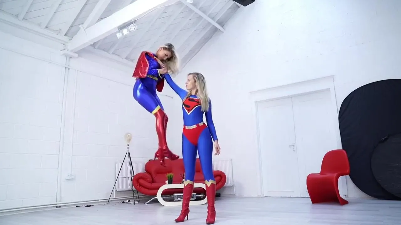 Superheroines Wonder Woman Supergirl Po - Lesbian Porn Videos