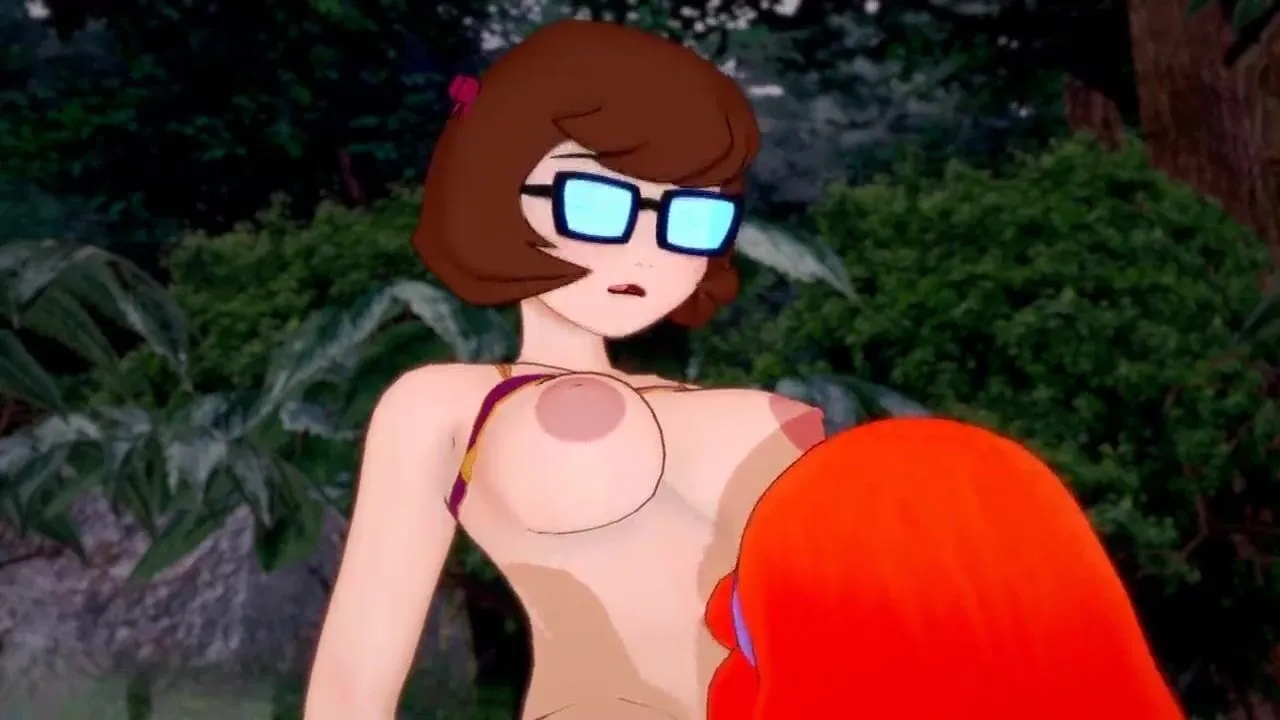 Scooby Doo Lesbians - Nerdy Velma Dinkley and Red Headed Daphne Blake - Scooby Doo Lesbian  Cartoon - Lesbian Porn Videos