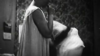 1940s Lesbian Porn - Lesbian Chicks Fucking with Banana (1940s Vintage) - Lesbian Porn Videos