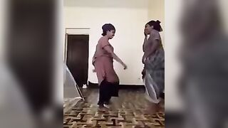 Somali Lesbian Porn - Somali lesbian touching each others boobs - Lesbian Porn Videos